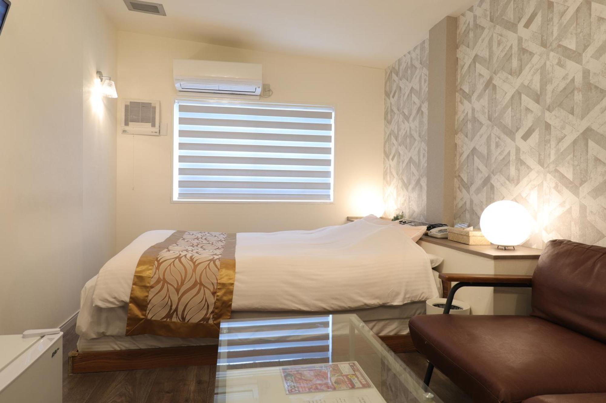 天然個室温泉 Hotel Lafontaine 諏訪 (Adults Only) Suwa  Exterior photo