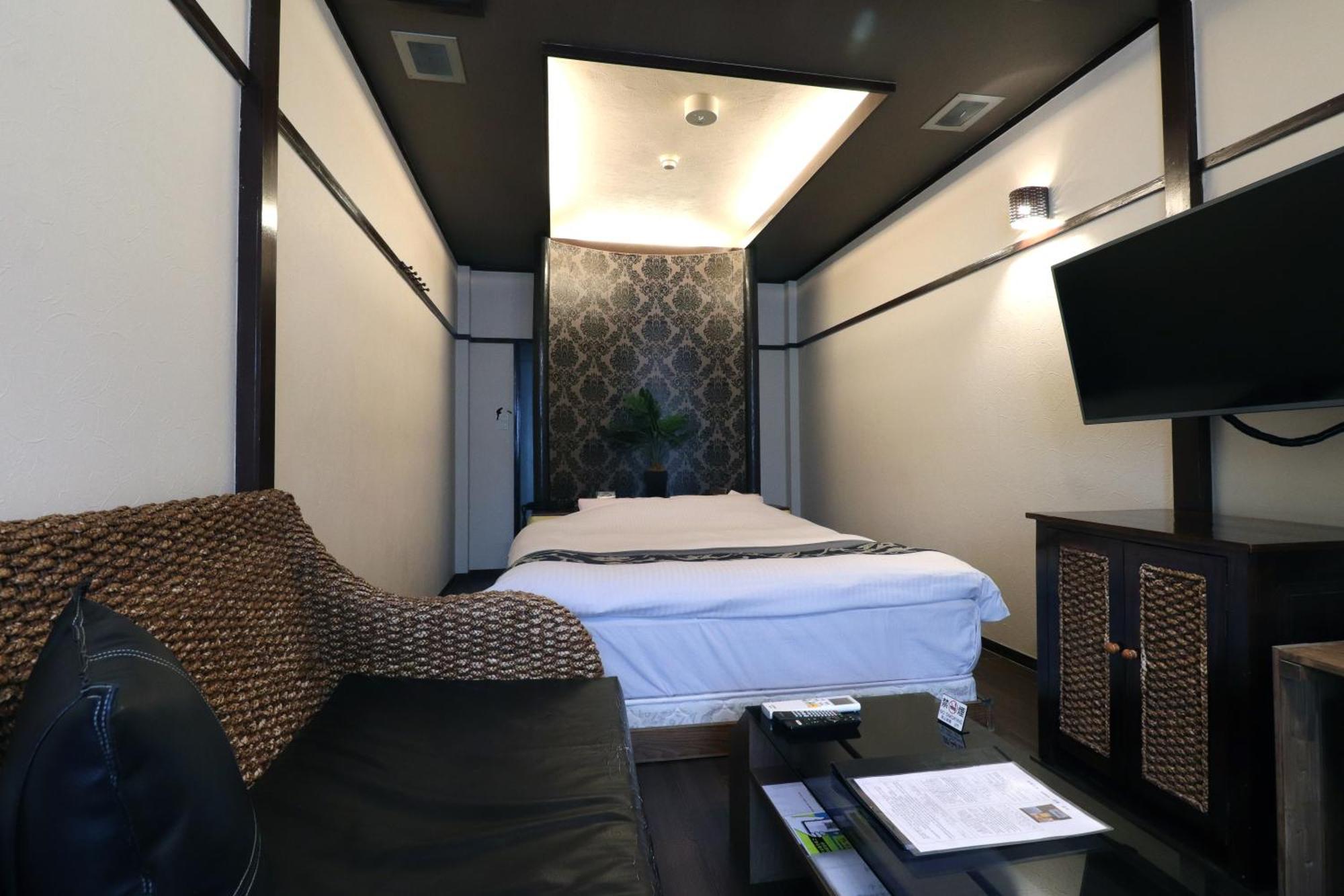 天然個室温泉 Hotel Lafontaine 諏訪 (Adults Only) Suwa  Exterior photo